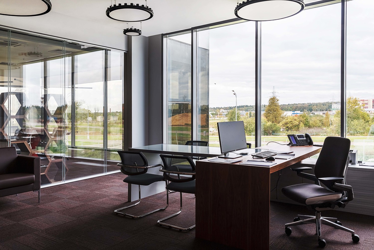 Работа на рынке больше 30 лет