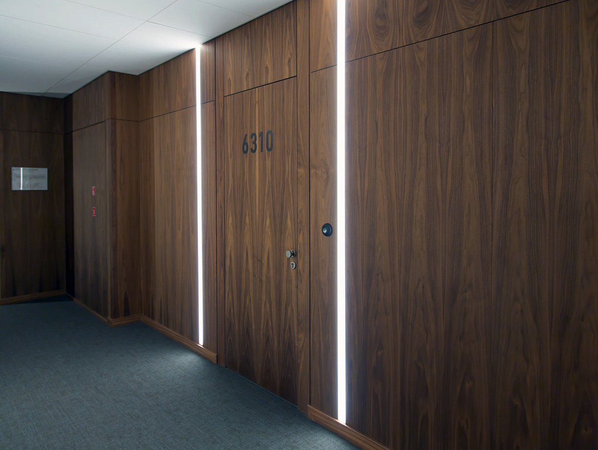 <span style="font-weight: bold;">Облицовывание шпоном</span>